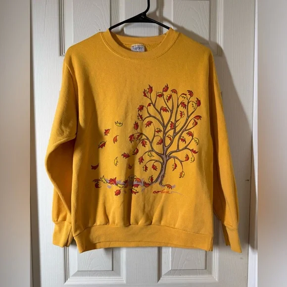 Delta Yellow Crew Neck Sweater with Tree Design Wild Hare Vintage Medium - Picture 2 of 8